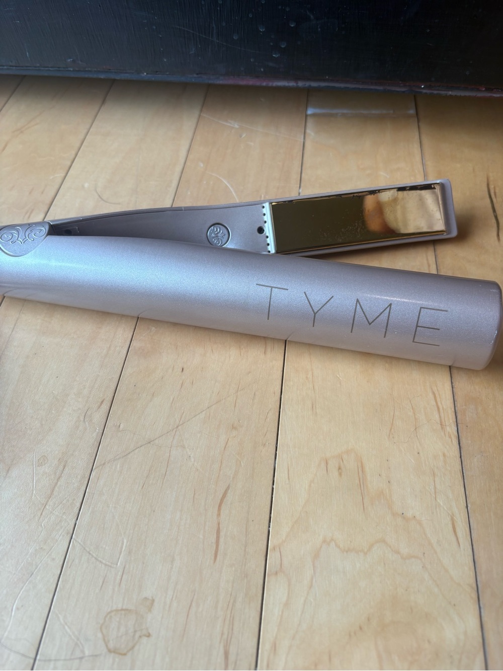 Tyme styling tool: straightener and curling iron